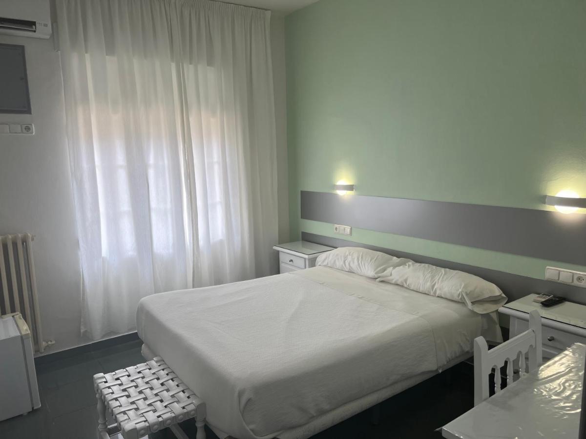 Hostal Venta Del Sol Баса Екстер'єр фото